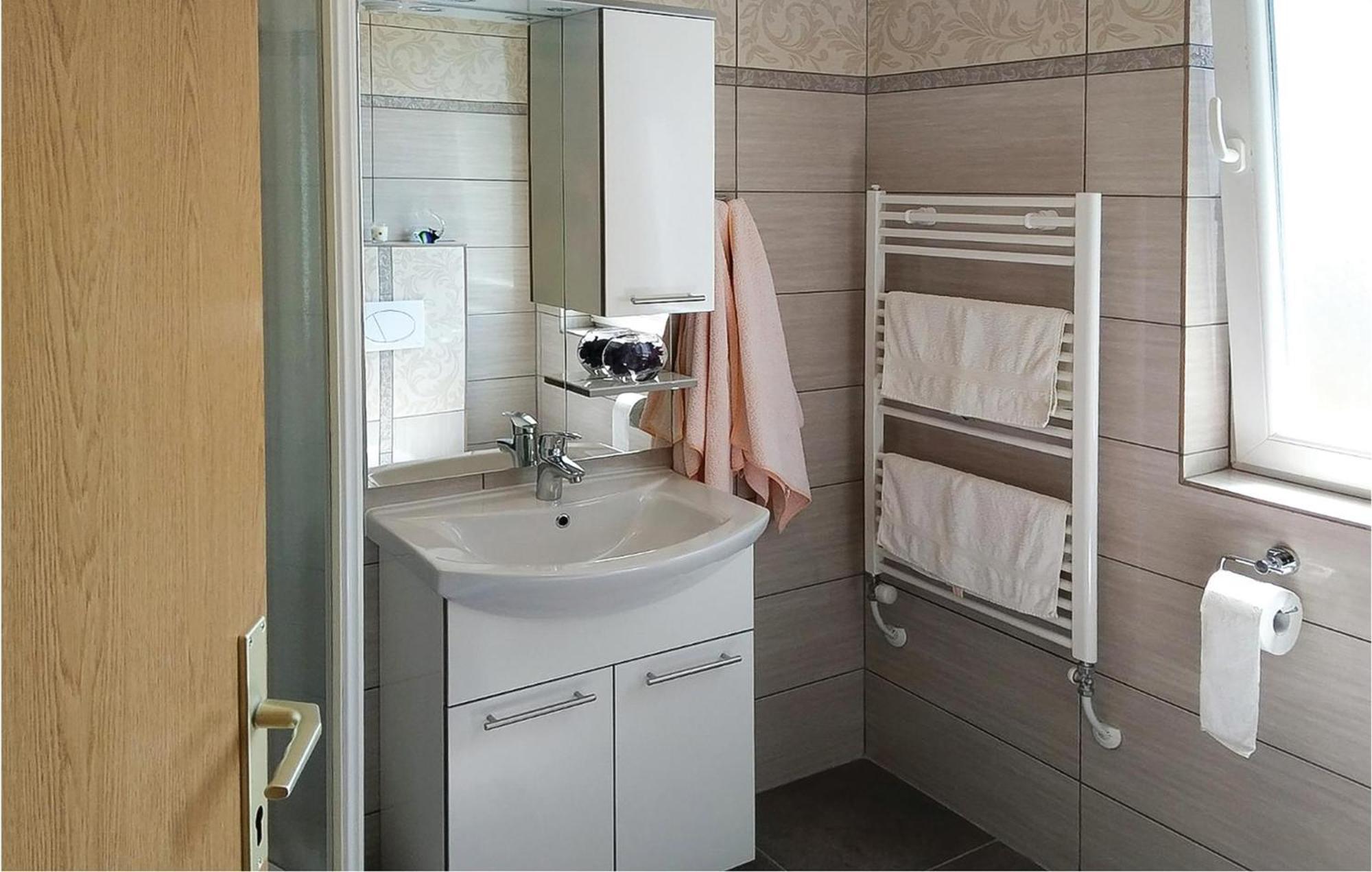 Gorgeous Apartment In Crikvenica With Kitchen Экстерьер фото