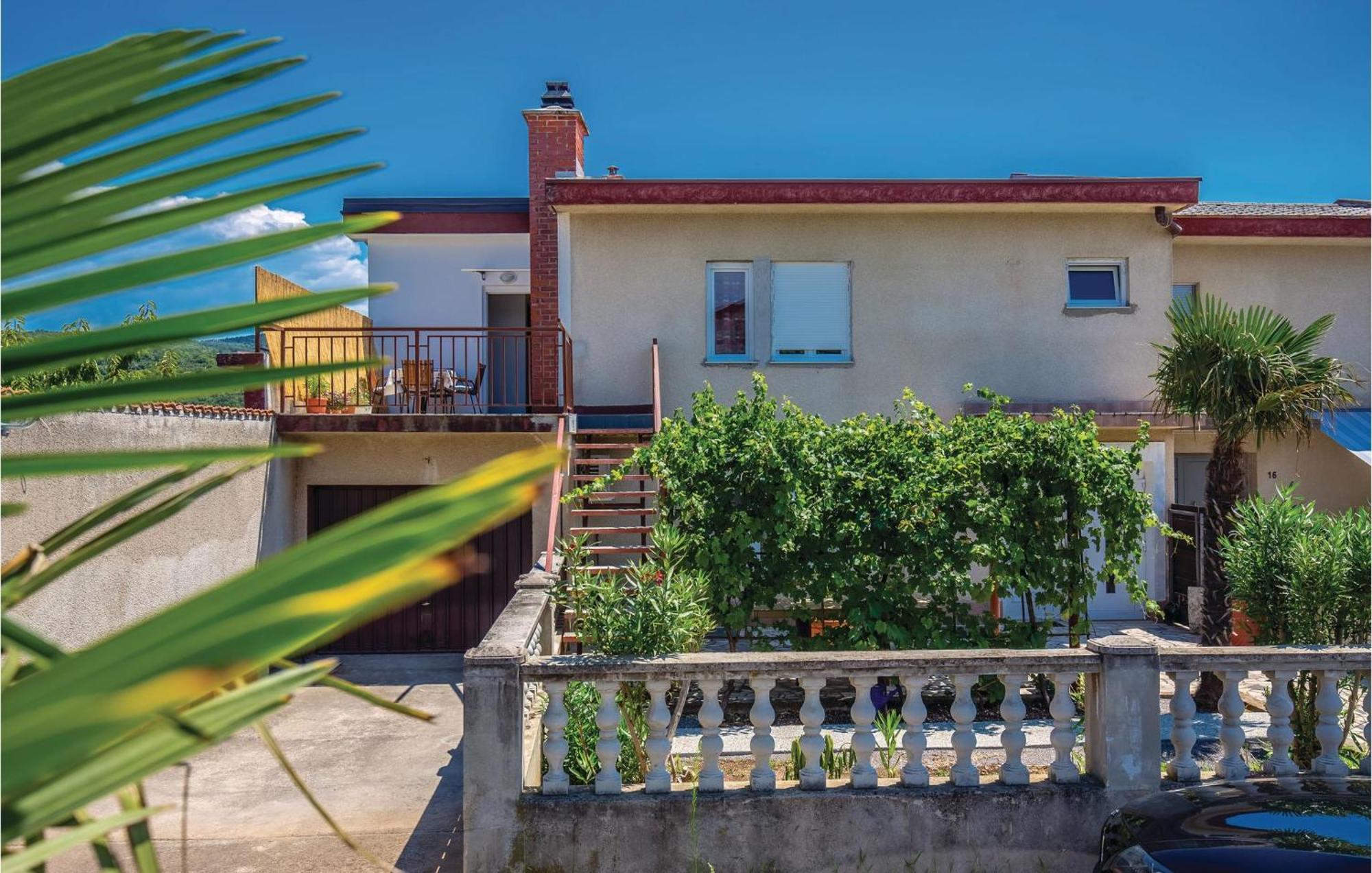 Gorgeous Apartment In Crikvenica With Kitchen Экстерьер фото